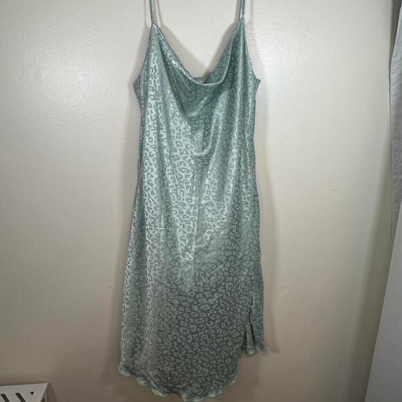 See Monday Mint Green Muted Leopard print Slip Dress - Size XL - Picture 2 of 2